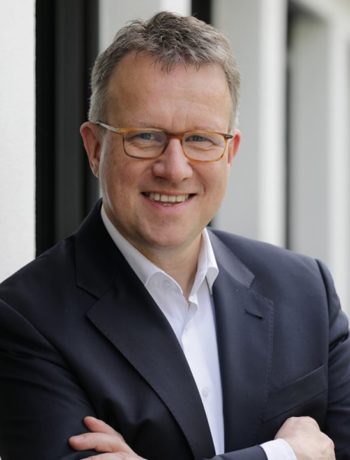 Dr. Stefan Drewes
